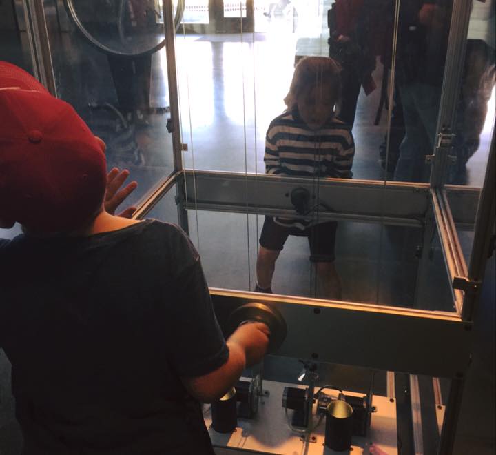 San Francisco's Exploratorium with Kids : Hands On Science