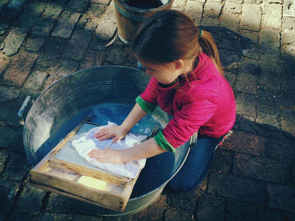 Elizabeth Farm : A Jumping on the Beds, Washing the Clothes Type of Museum for Kids