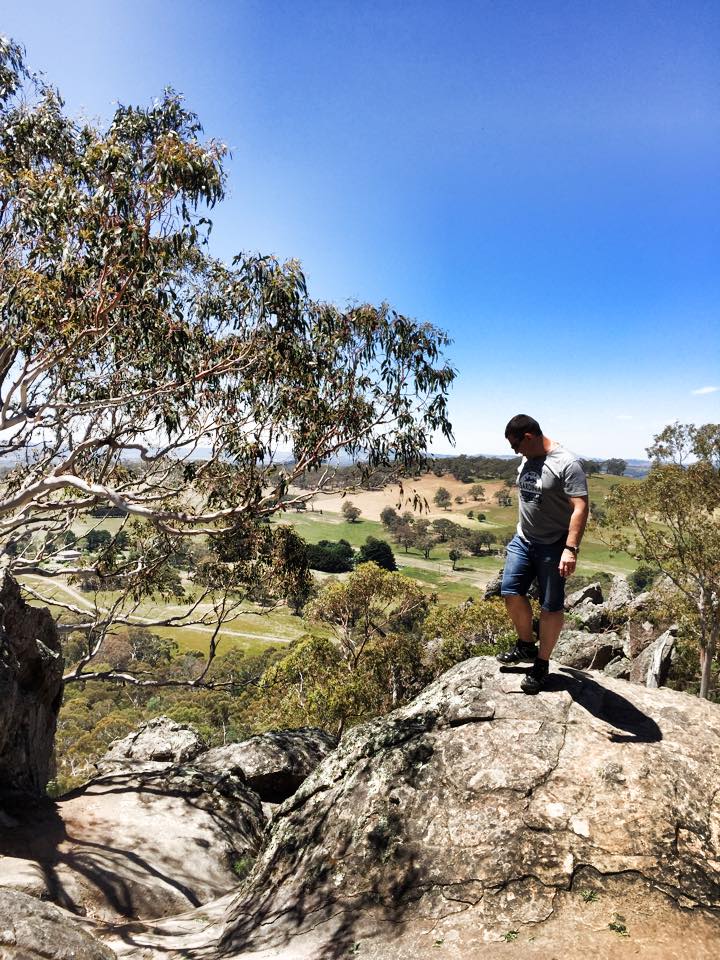 are dogs allowed at hanging rock victoria