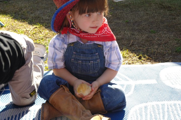 A Farm Party in Suburbia : Cowboys and Cowgirls Arrive in Sydney