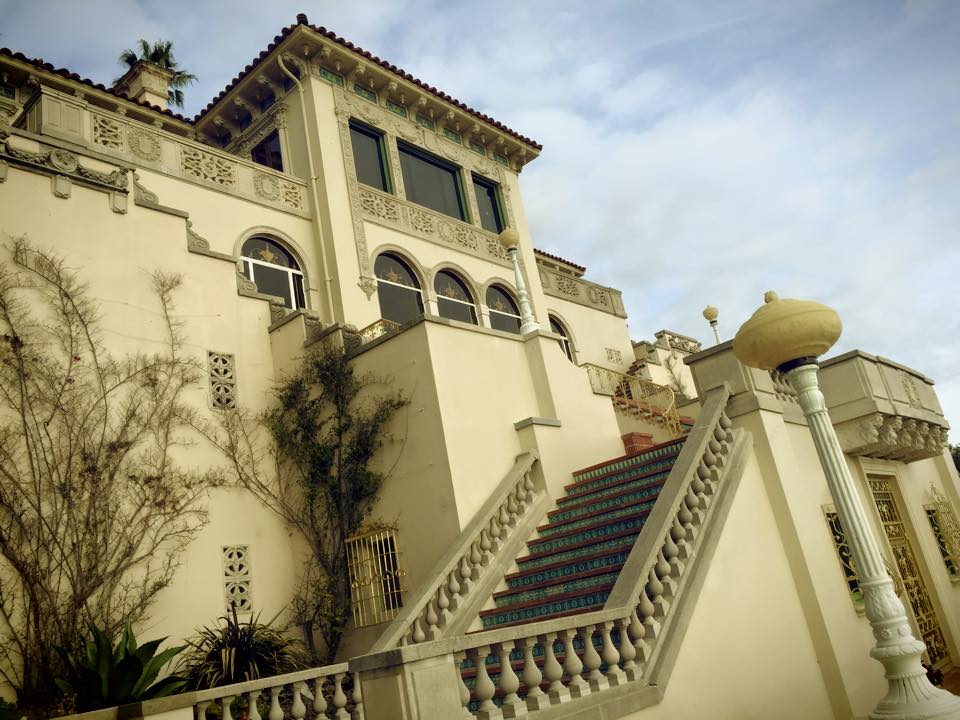 Hearst Castle : Exploring a Historic Monument with Kids