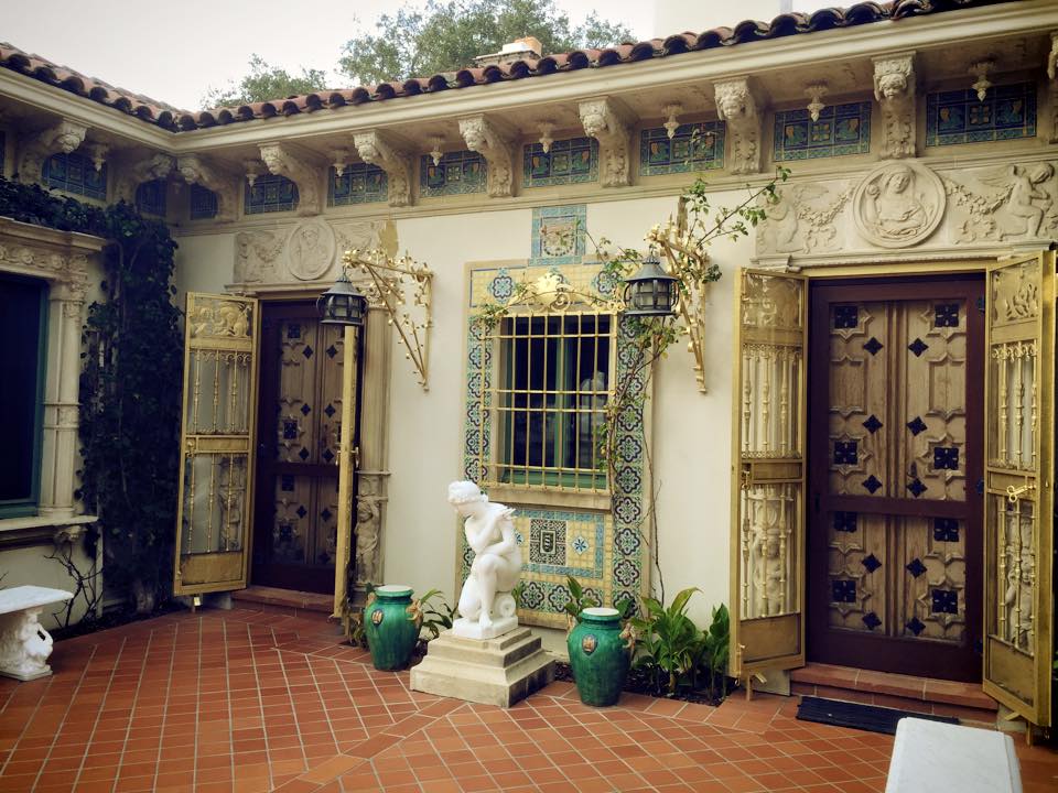 Hearst Castle : Exploring a Historic Monument with Kids