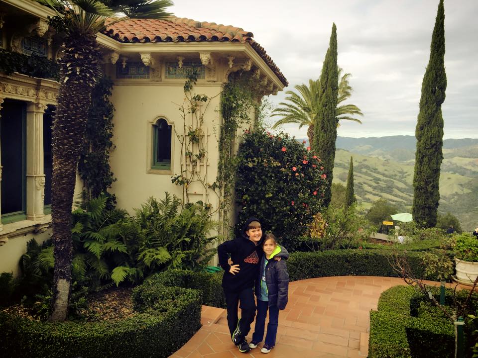 Hearst Castle : Exploring a Historic Monument with Kids