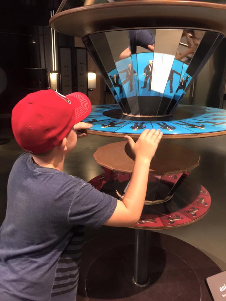 San Francisco's Exploratorium with Kids : Hands On Science