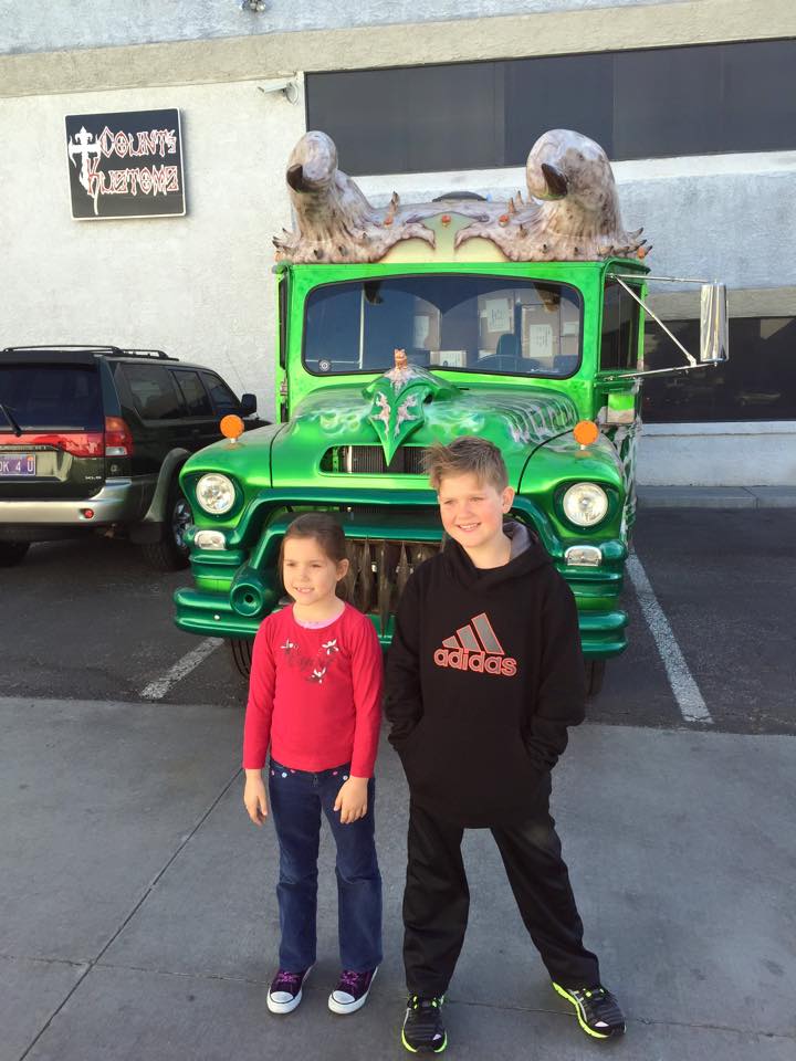 Count's Kustoms : Counting Cars With Kids In Las Vegas