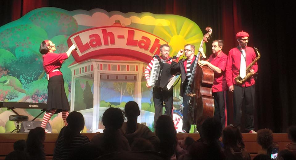 Lah-Lah Live on Stage : Guaranteed To Get The Kids And You Up And Dancing