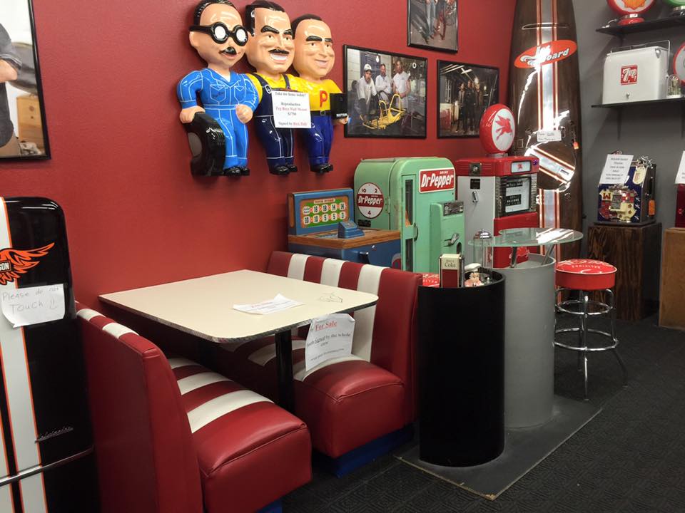 Rick's Restorations : An American Restoration Stopover in Vegas