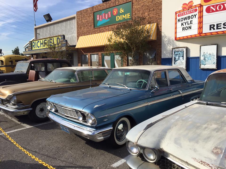 Rick's Restorations : An American Restoration Stopover in Vegas