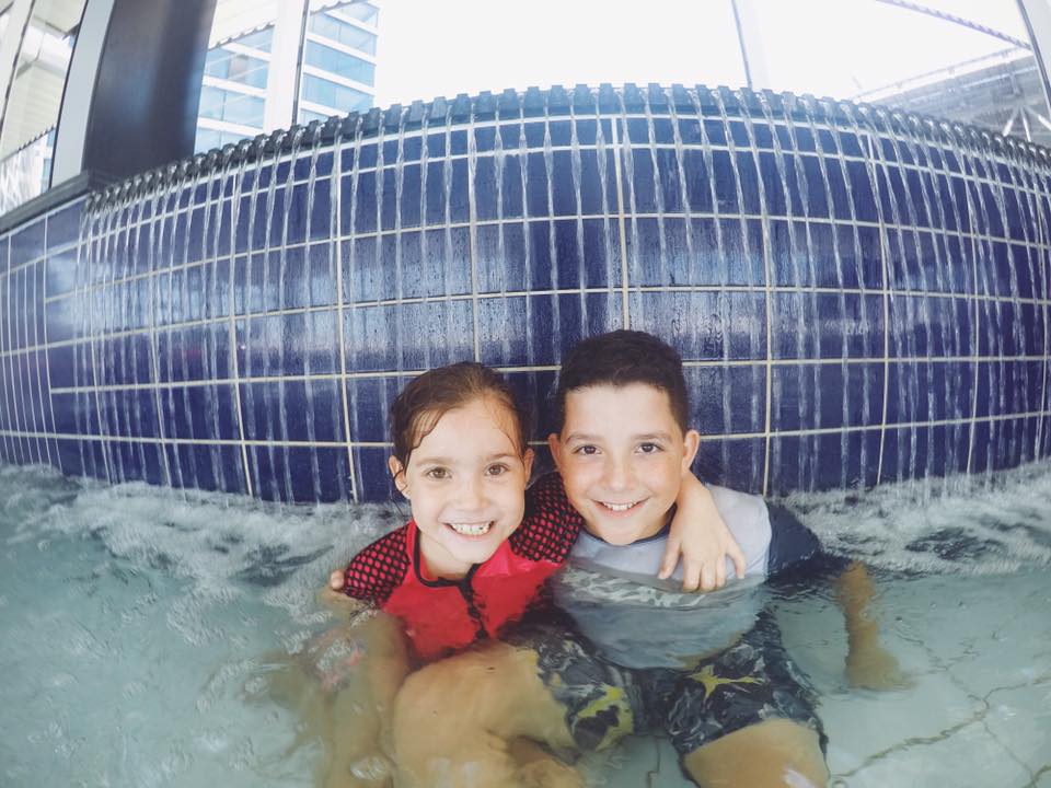 North Sydney Olympic Pool : Swimming Under the Sydney Harbour Bridge