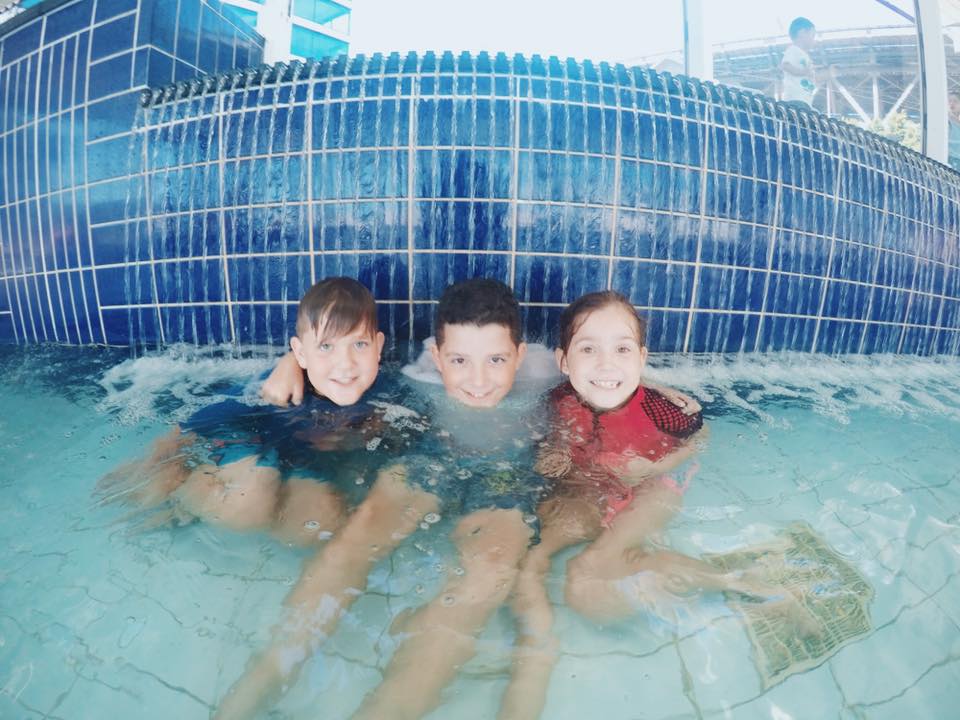 North Sydney Olympic Pool : Swimming Under the Sydney Harbour Bridge