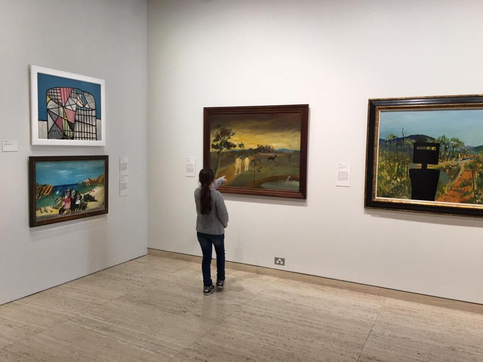 Why Running Around Art Galleries Might Help Your Kids To Learn