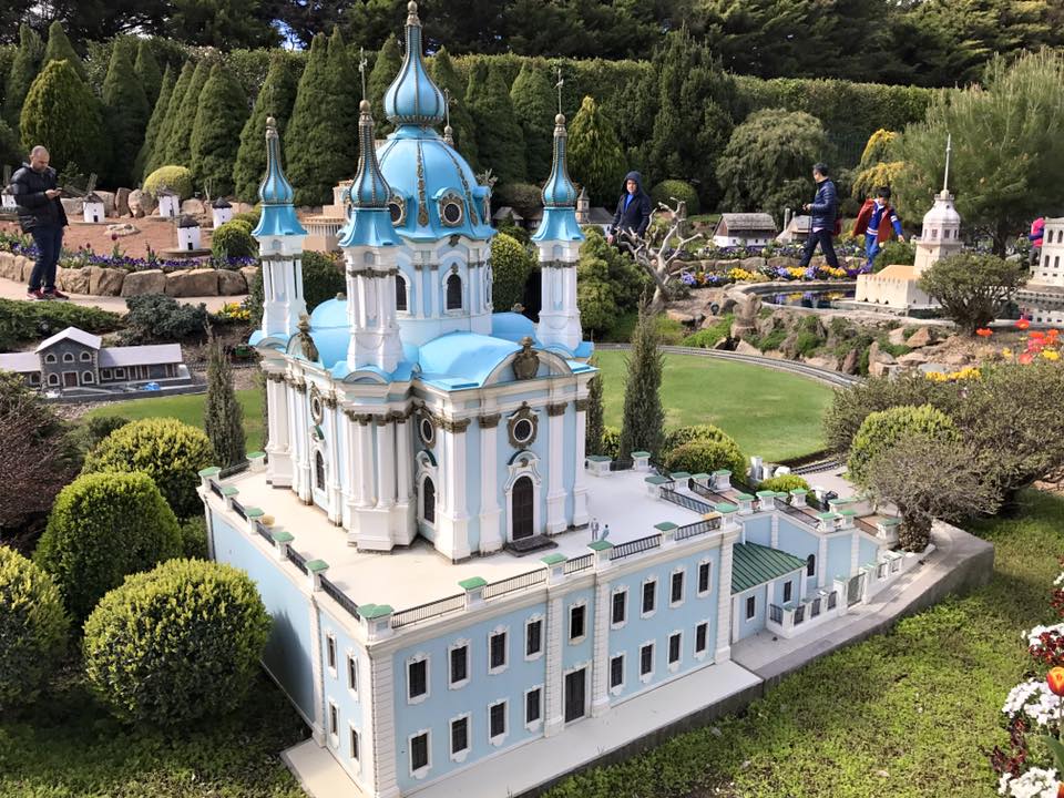 Cockington Green Gardens : Creating Miniature Memories in Canberra with Kids