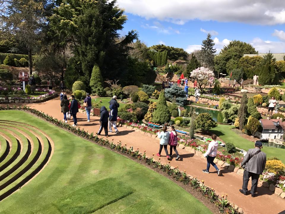 Cockington Green Gardens : Creating Miniature Memories in Canberra with Kids
