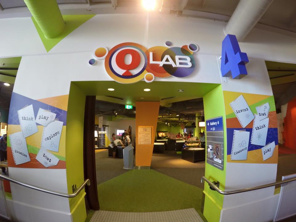 Questacon : Exploring The National Science and Technology Centre with Kids