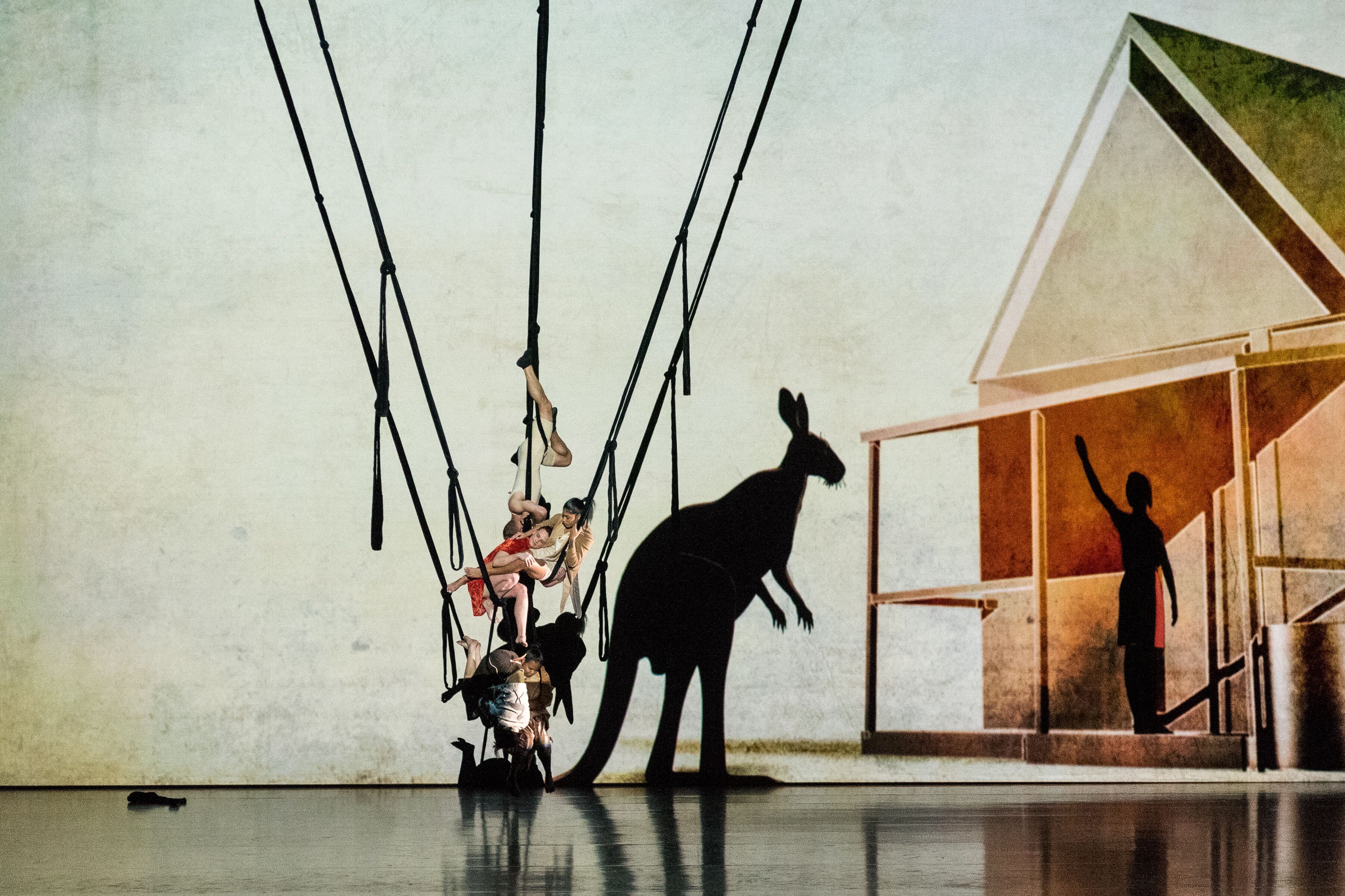 Dot and the Kangaroo : A Theatrical Adaptation at the Sydney Opera House