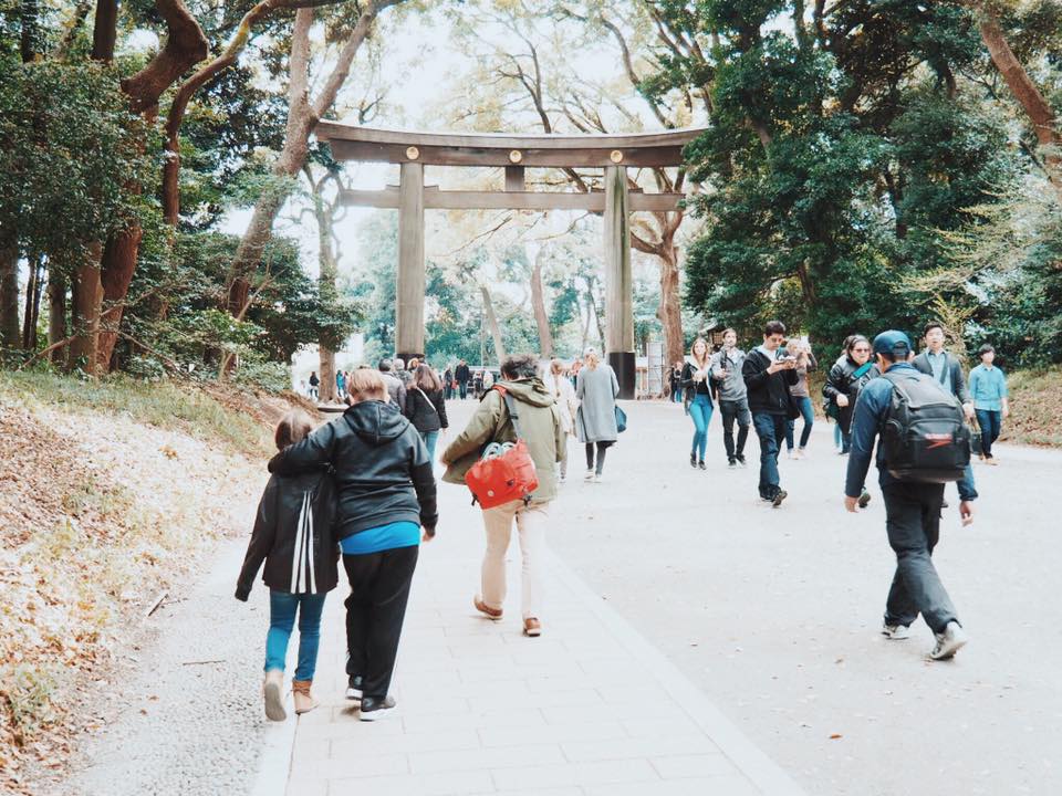 Meiji Jingu Shrine : Visiting a Shinto Shrine with Kids