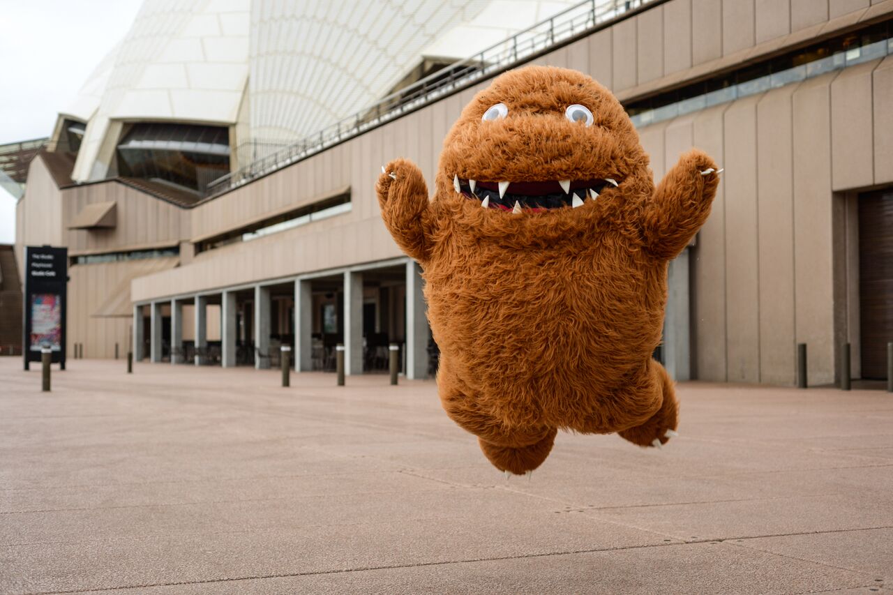 Justine Clarke's Look! Look! It's a Gobbledeegook!