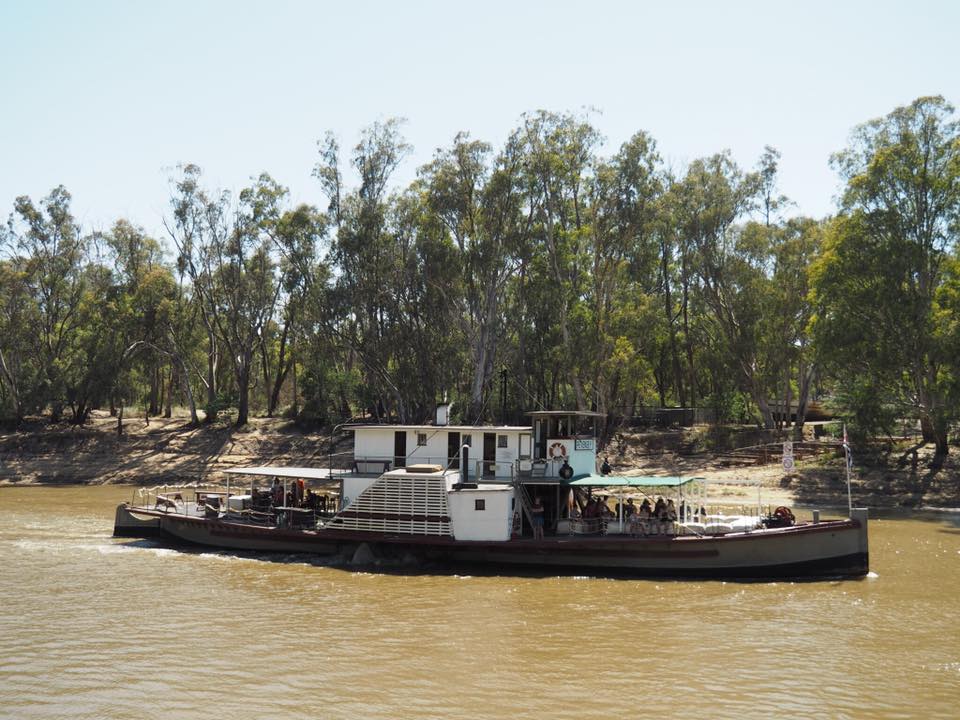 Echuca Paddle Steamer Adventures : Murray River Cruises