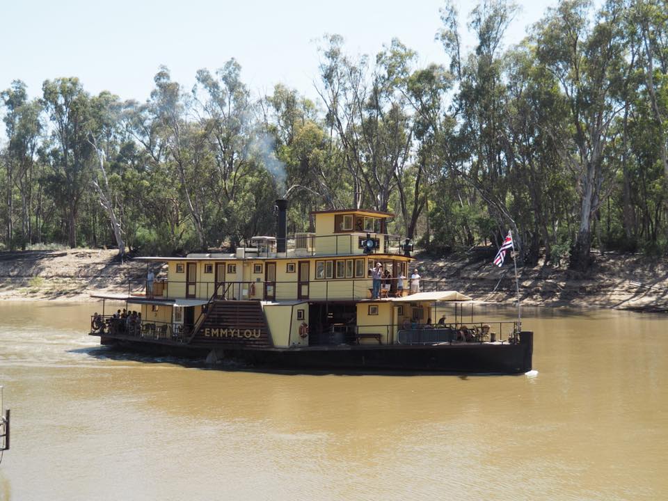 Echuca Paddle Steamer Adventures : Murray River Cruises