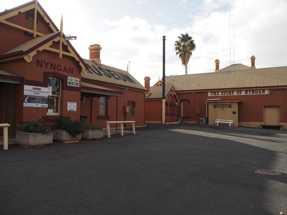 Australian Outback Adventures : Nyngan with Kids