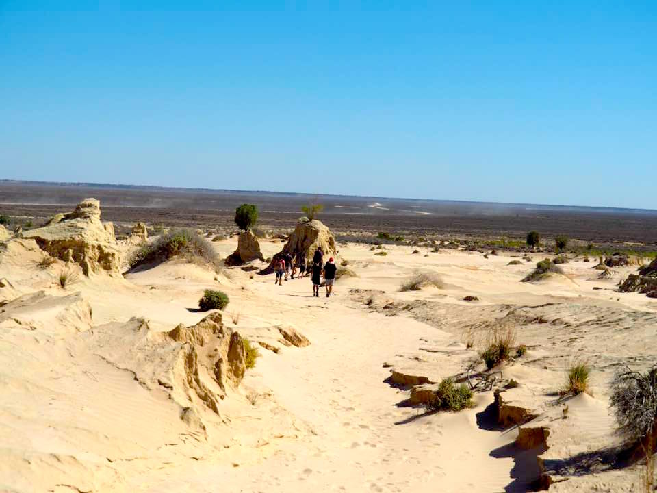 Visit Mungo National Park with Kids