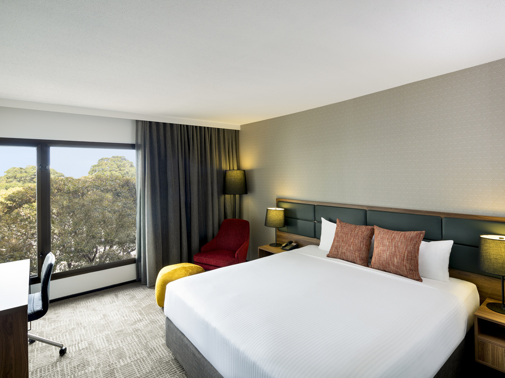 Sydney airport hotels with kids