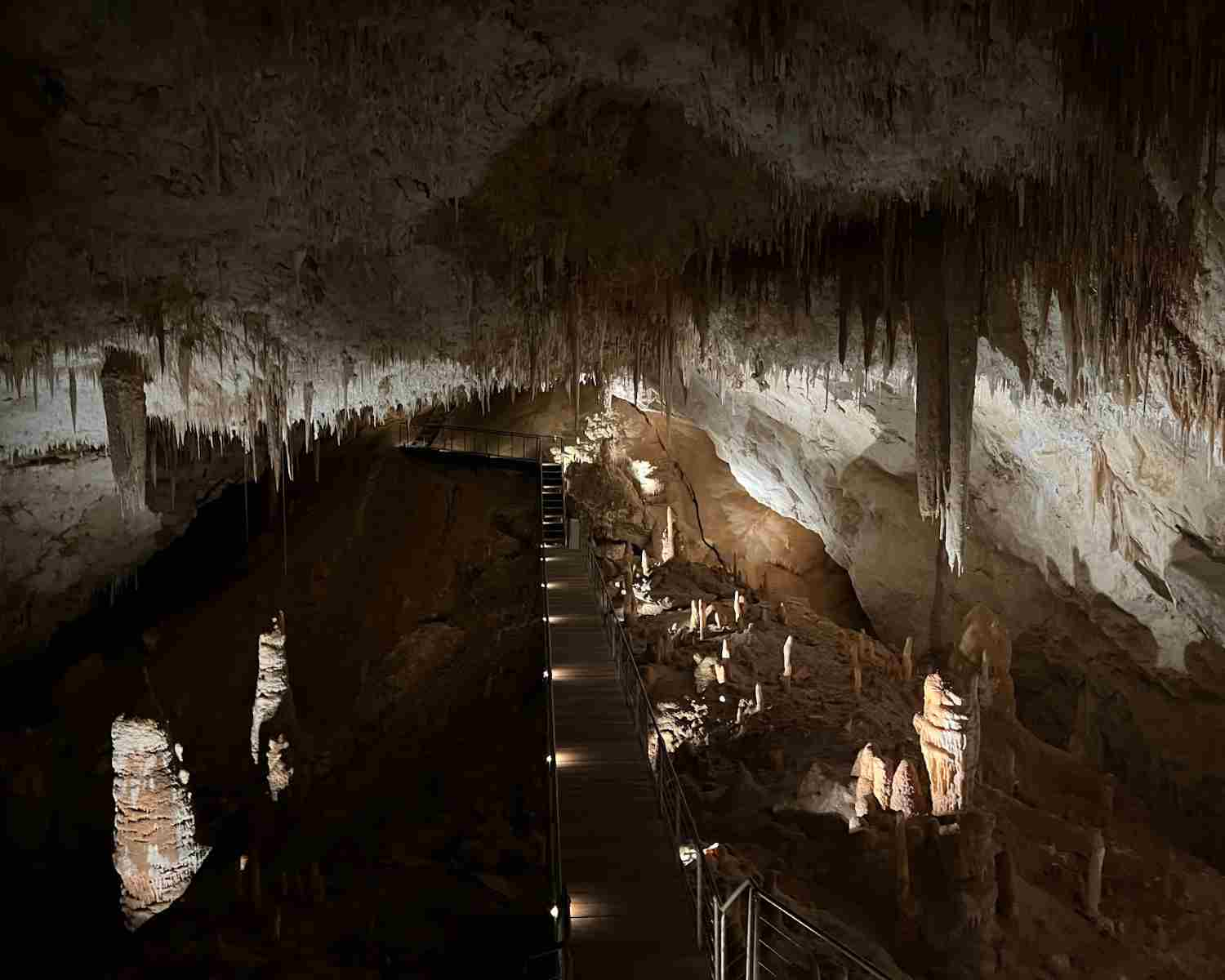 Jewel Cave with Kids | Jewel Cave Western Australia